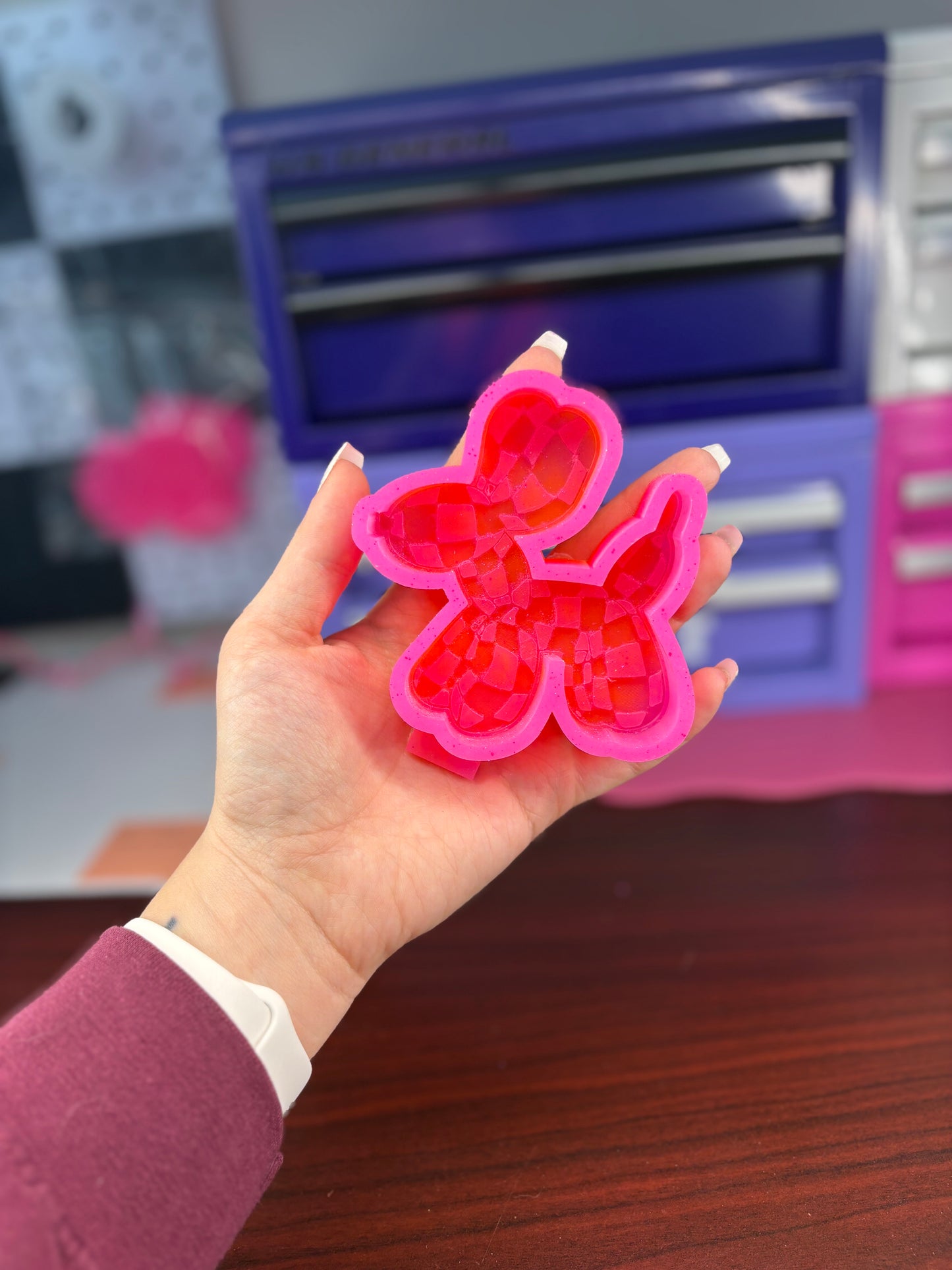 Checkered Balloon Dog Mold