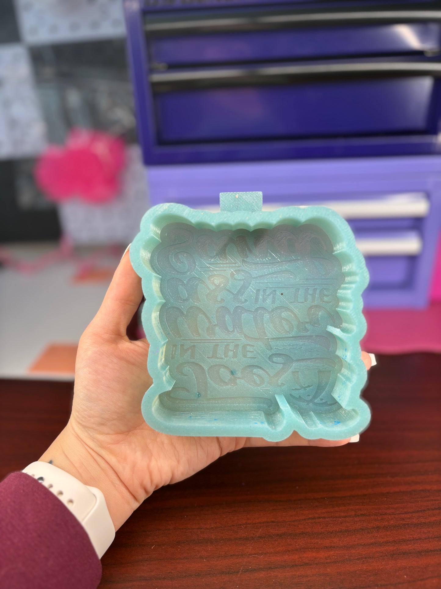 Toes in the water Mold