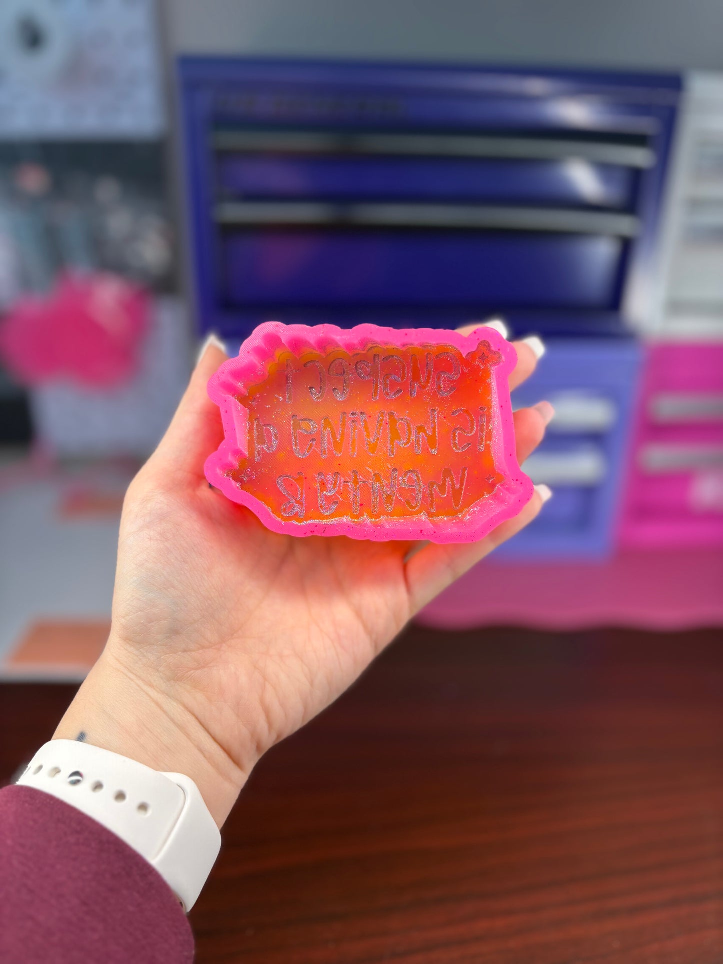 Suspect is having a meaty B Mold