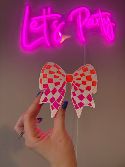 Checkered Bow