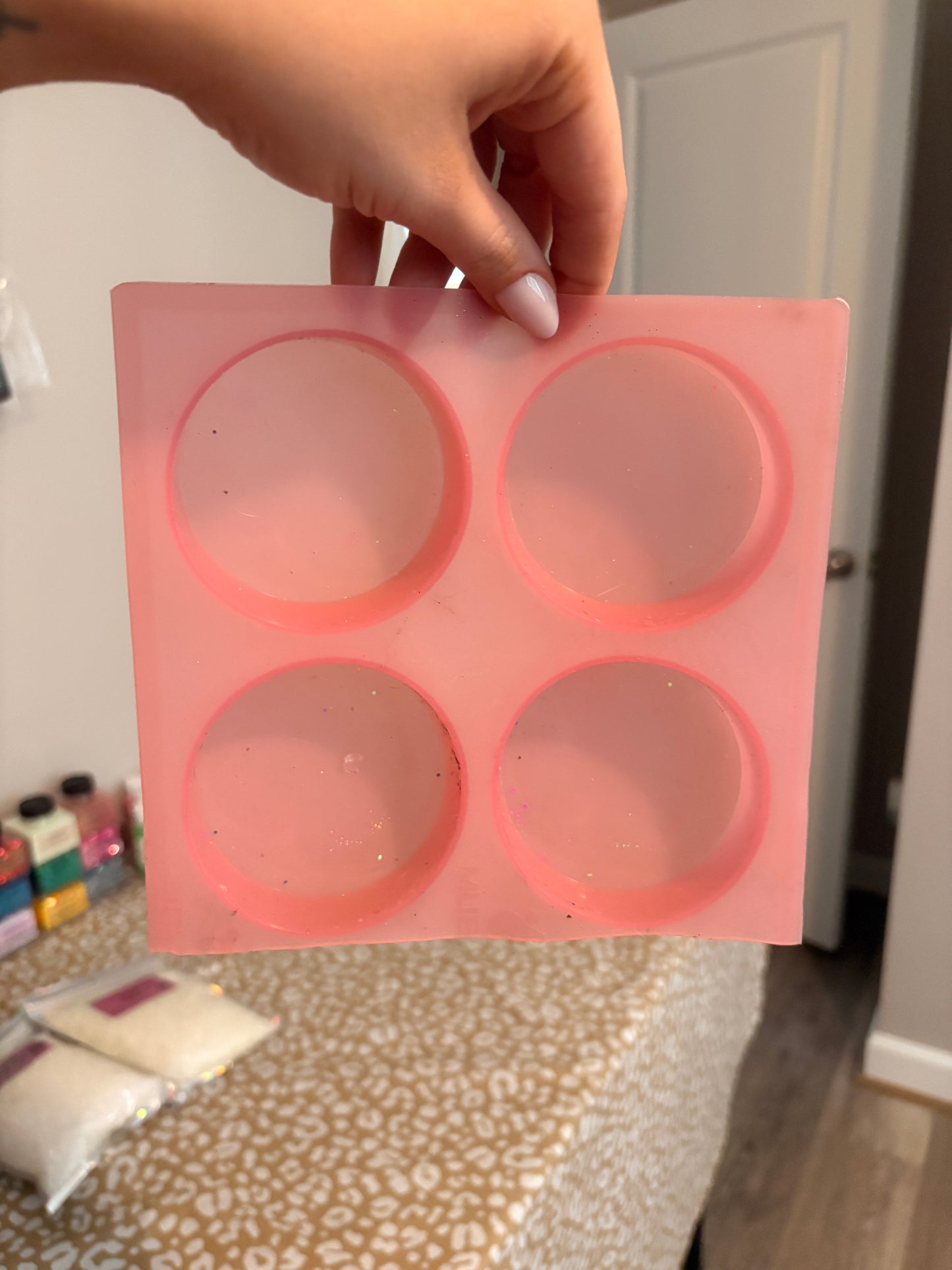 4 pc 2 Inch Round Vent Mold