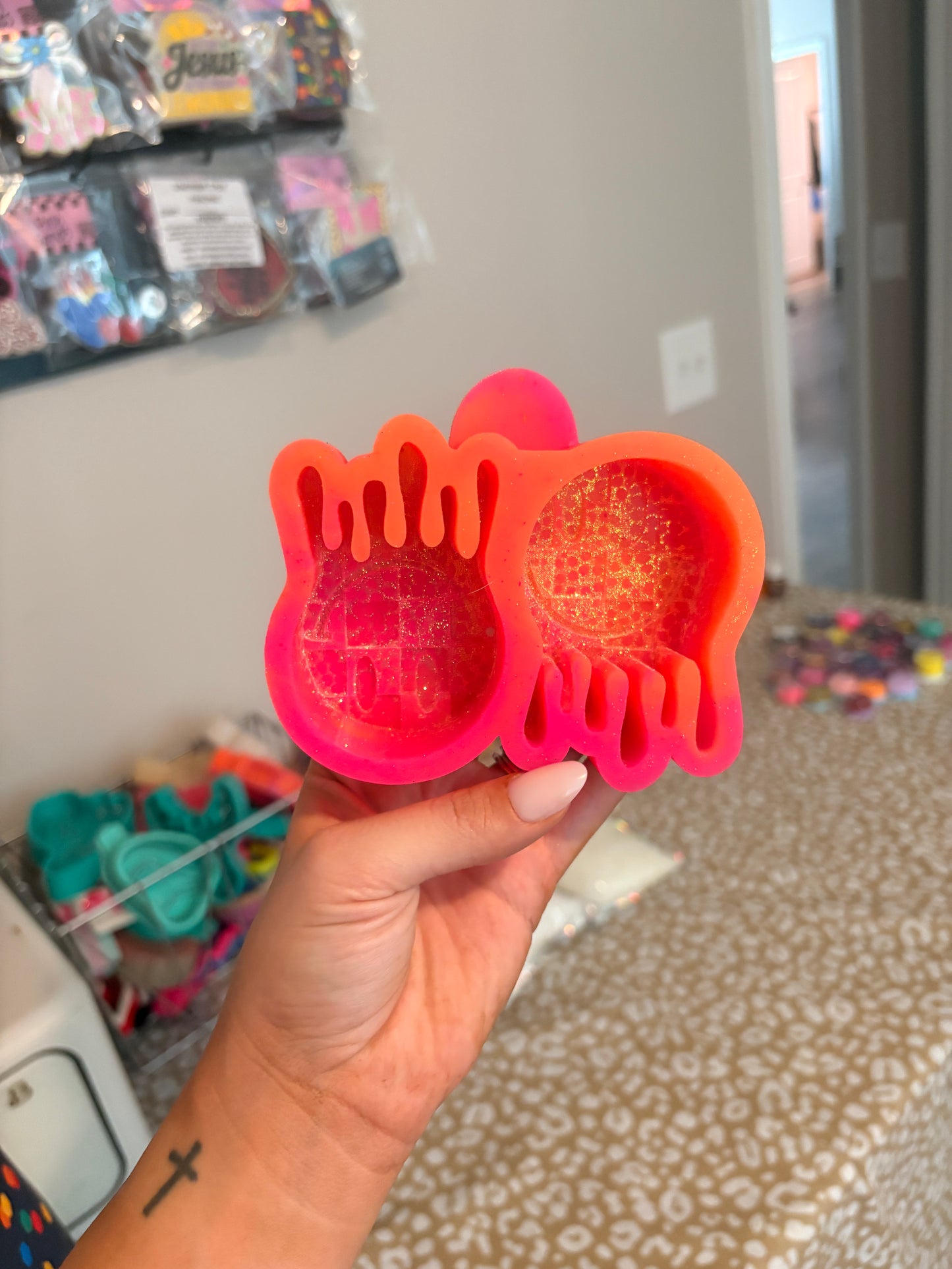 Drip Smiley VENT Mold