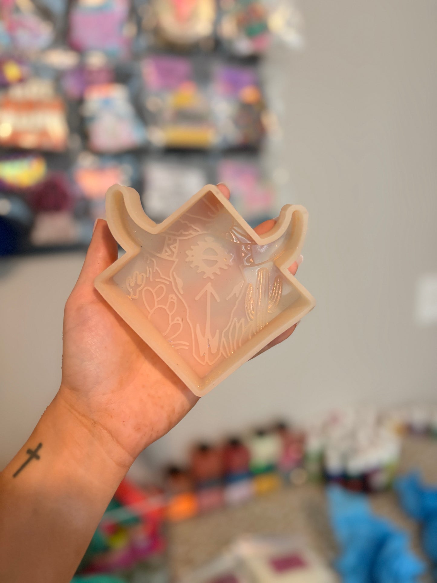 Diamond Bullskull Mold