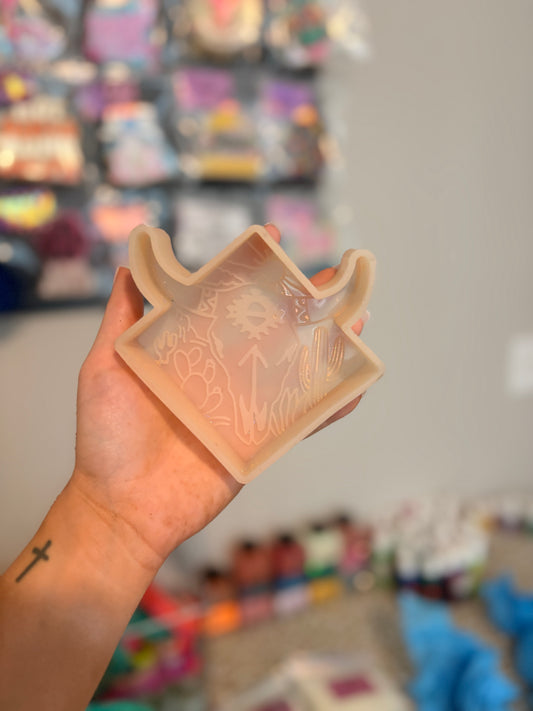 Diamond Bullskull Mold