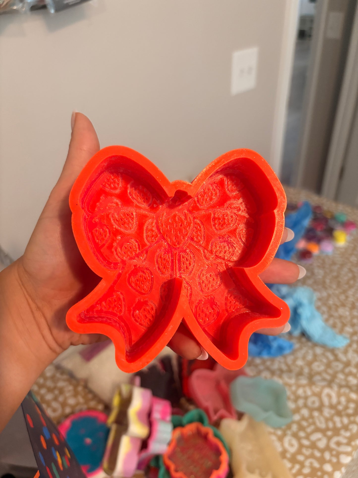 Strawberry Bow Mold