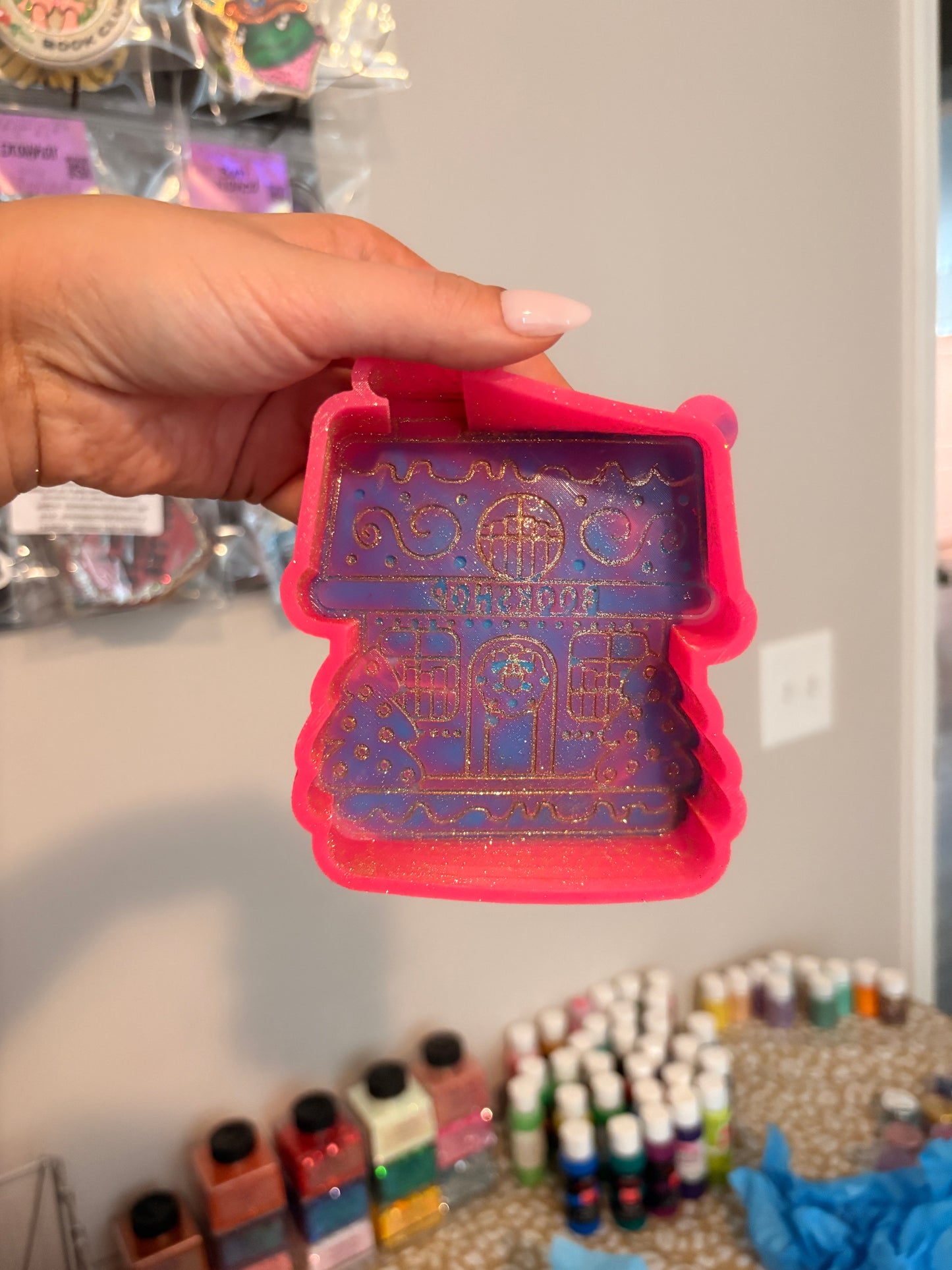 Bookstore Mold